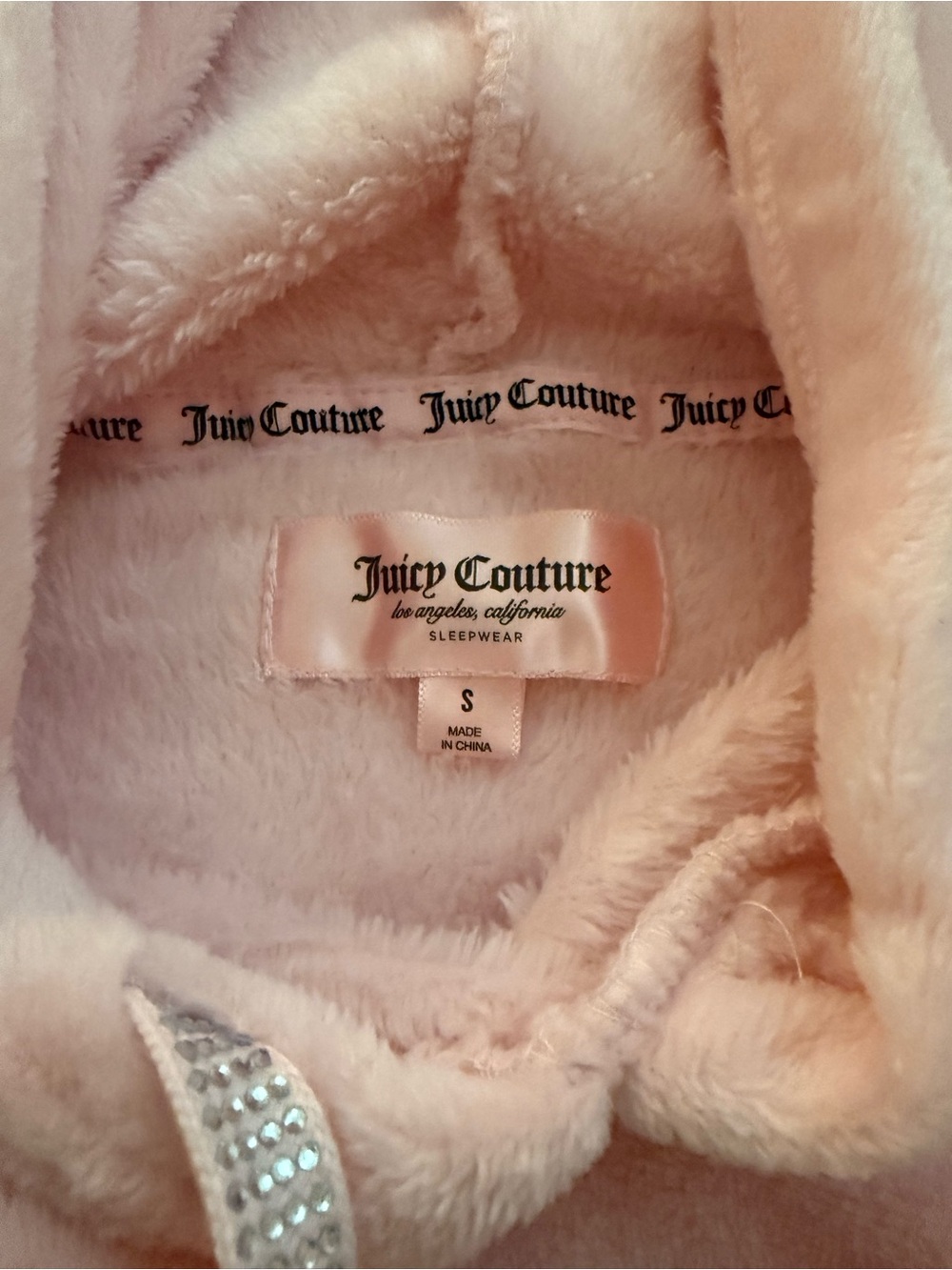 Juicy couture sleeping hoodie - Picture 2 of 3